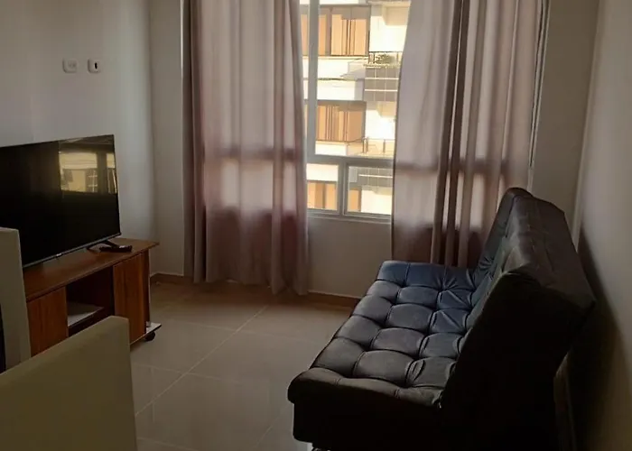 Provenza Housse-Alquiler De Habitaciones En Apto Compartido