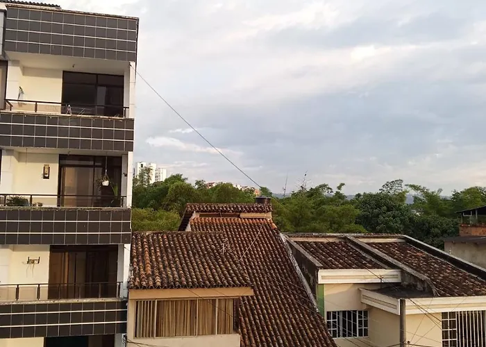 Provenza Housse-Alquiler De Habitaciones En Apto Compartido